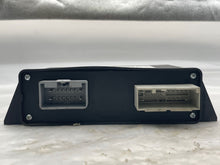 Load image into Gallery viewer, PARKING BRAKE CONTROL MODULE COMPUTER Jaguar XF 2009 09 - NW32995
