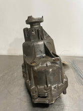 Load image into Gallery viewer, TRANSFER CASE SRX STS 2007 07 2008 08 2009 09 2010 10 - NW280105
