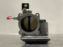 Load image into Gallery viewer, THROTTLE BODY Toyota Highlander Camry Scion TC Rav 4 Sienna Venza 2009 09 10 11 - NW280600
