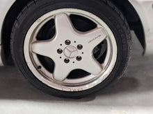 Load image into Gallery viewer, WHEEL RIM 230 SLK CLK320 CLK430 CLK500 CLK55 SLK230 98-03 17x8-1/2 - NW280665
