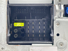 Load image into Gallery viewer, RADIO Mercedes-Benz E300 E350 E550 E63 2011 11 2012 12 - NW138671

