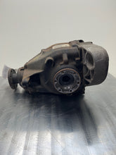 Load image into Gallery viewer, CARRIER ASSEMBLY BMW 328i 07 08 09 10 11 12 13 3.91 RATIO - NW281569
