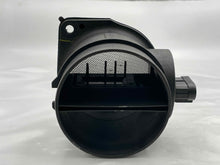Load image into Gallery viewer, Mass Air Flow Sensor Meter MAF Enclave Lacrosse Lucerne Rendezvous 05-12 - NW4458
