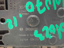 Load image into Gallery viewer, THROTTLE BODY Volvo V50 C30 C70 S40 04 05 06 07 08 - 10 - NW282075
