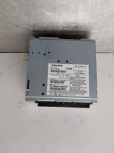 Load image into Gallery viewer, RADIO Volvo 40 Series C30 C70 S40 V50 V70 XC70 09 10 11 12 13  AM FM CD - NW282038
