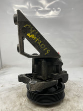 Load image into Gallery viewer, POWER STEERING PUMP BMW 525i 528i 530i 2006 06 2007 07 08 09 10 - NW163146
