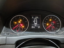 Load image into Gallery viewer, SPEEDOMETER CLUSTER Volkswagen Tiguan 2011 11 - NW282569
