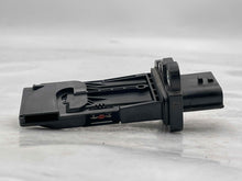 Load image into Gallery viewer, Mass Air Flow Sensor Meter MAF M35H Q50 Q70 QX60 Altima Murano 12-17 - NW4955
