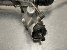 Load image into Gallery viewer, STEERING GEAR 525i 528i 530i 535i 550i 650i 06 07 08 09 10 - NW284121

