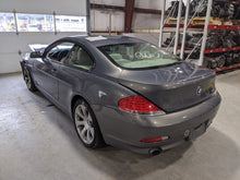 Load image into Gallery viewer, CARRIER ASSEMBLY BMW 650i 645i 2004 04 2005 05 2006 06 2007 07 Auto - NW283839
