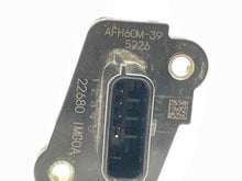 Load image into Gallery viewer, Mass Air Flow Sensor Meter MAF M35H Q50 Q70 QX60 Altima Murano 12-17 - NW4964
