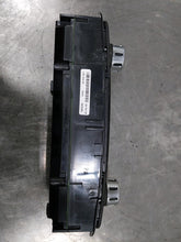 Load image into Gallery viewer, Temperature Controls Volkswagen Touareg 2012 - NW283971
