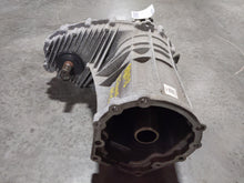 Load image into Gallery viewer, Transfer Case Volkswagen Touareg 2012 - NW284131
