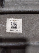 Load image into Gallery viewer, Transfer Case Volkswagen Touareg 2012 - NW284131
