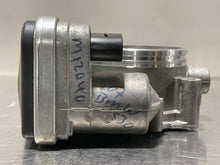 Load image into Gallery viewer, THROTTLE BODY BMW 530i 330i 525i 323i 325i Z4 2006 06 2007 07 2008 08 - NW177810
