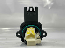 Load image into Gallery viewer, Mass Air Flow Sensor Meter MAF 323i 325ci 325i 330ci 330i 04-08 - NW4831
