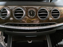 Load image into Gallery viewer, Temperature Controls Mercedes-Benz SL55 2015 - NW284759
