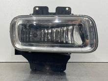 Load image into Gallery viewer, FOG LAMP LIGHT F150 Pickup LT 04 05 06 Bumper Mounted Right - NW521269
