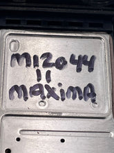Load image into Gallery viewer, Mass Air Flow Sensor Meter MAF EX35 EX37 FX35 FX37 FX50 G25 G35 03-15 - NW5015
