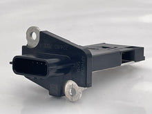 Load image into Gallery viewer, Mass Air Flow Sensor Meter MAF EX35 EX37 FX35 FX37 FX50 G25 G35 03-15 - NW5015
