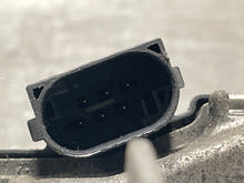 Load image into Gallery viewer, THROTTLE BODY Volvo V50 C30 C70 S40 04 05 06 07 08 - 10 - NW286088
