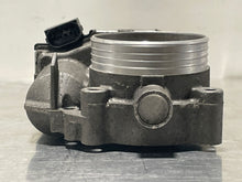 Load image into Gallery viewer, THROTTLE BODY Volvo V50 C30 C70 S40 04 05 06 07 08 - 10 - NW286088
