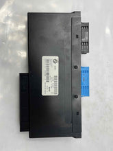Load image into Gallery viewer, Body Control module BMW 330i 325i 323i 2006 06 - NW286402
