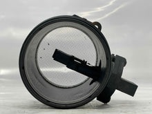 Load image into Gallery viewer, Mass Air Flow Sensor Meter MAF Audi S4 S6 S8 2001-2009 - NW4749
