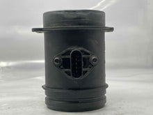 Load image into Gallery viewer, Mass Air Flow Sensor Meter MAF Audi S4 S6 S8 2001-2009 - NW4749
