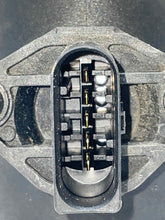 Load image into Gallery viewer, Mass Air Flow Sensor Meter MAF Audi S4 S6 S8 2001-2009 - NW4749
