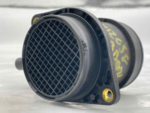 Load image into Gallery viewer, Mass Air Flow Sensor Meter MAF A4 TT Beetle Golf Golf Cabriolet 00-07 - NW5638
