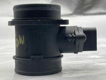 Load image into Gallery viewer, Mass Air Flow Sensor Meter MAF A4 TT Beetle Golf Golf Cabriolet 00-07 - NW5638
