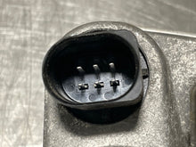 Load image into Gallery viewer, THROTTLE BODY BMW 320I 325I 525I X3 Z3 Z4 01 02 03 - 06 - NW177753
