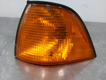 Load image into Gallery viewer, PARKLAMP BMW 318i 325i 328i M3 1992 92 93 94 - 99 Left - NW288577
