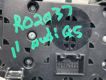 Load image into Gallery viewer, RADIO CONTROLS Audi A5 Q5 SQ5 09 10 11 12 13 14 15 16 - NW288826
