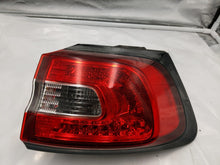 Load image into Gallery viewer, OUTER TAIL LIGHT LAMP Jeep Cherokee 14 15 16 17 18 Right - NW289542
