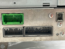 Load image into Gallery viewer, RADIO Odyssey 2005 05 2006 06 2007 07 2008 08 2009 09 2010 10 - NW137724
