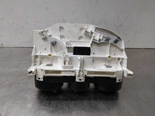 Load image into Gallery viewer, Temp Climate AC Heater Control Volkswagen Beetle 98 99 00 01 02 03 04 05 06 - 10 - NW289717
