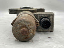 Load image into Gallery viewer, TRANSFER CASE ACTUATOR MOTOR Land Rover Range Rover 03 04 05 - NW177252

