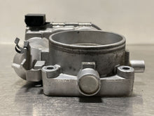 Load image into Gallery viewer, THROTTLE BODY MERCEDES CLK320 ML320 01 - 06 FITS MANY - NW290383
