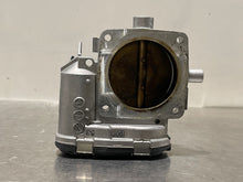 Load image into Gallery viewer, THROTTLE BODY MERCEDES CLK320 ML320 01 - 06 FITS MANY - NW290383
