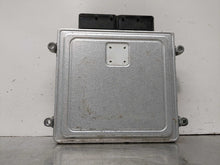 Load image into Gallery viewer, ECU ECM Computer Hyundai Santa Fe 2018 - NW290523
