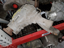 Load image into Gallery viewer, Carrier Assembly  GRAND CHEROKEE 2012 - NW290498
