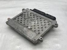 Load image into Gallery viewer, ECU ECM COMPUTER Land Rover LR2 2008 08 - NW61977
