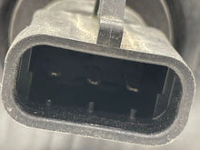 Load image into Gallery viewer, Park Lamp Light Hummer H3 2006 - NW411837
