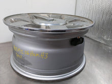 Load image into Gallery viewer, Wheel Rim Hummer H3 2006 - NW292418
