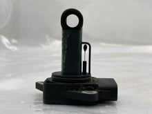 Load image into Gallery viewer, Mass Air Flow Sensor Meter MAF LR2 LR3 Range Rover Range 05-12 - NW5453
