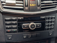 Load image into Gallery viewer, RADIO Mercedes-Benz E300 E350 E550 E63 2011 11 2012 12 - NW292308
