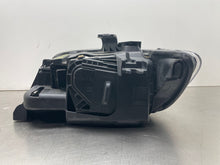 Load image into Gallery viewer, HEADLIGHT LAMP ASSEMBLY Audi Q7 2007 07 2008 08 2009 09 Right - NW293038
