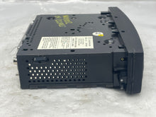 Load image into Gallery viewer, Radio Mercedes CLK320 C240 C320 C32 2001 01 2002 02 2003 03 2004 04 2005 05 - NW138417
